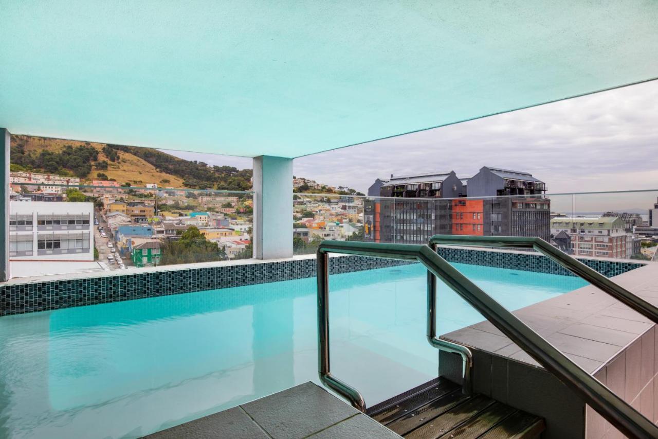 Elegant Modern Apartment Near Table Mountain 开普敦 外观 照片
